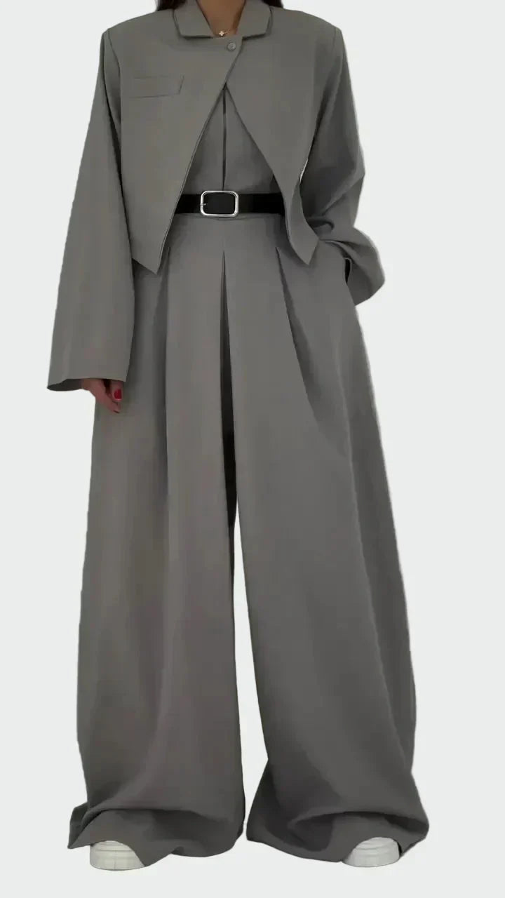 Kombinezonas ir Švarkas Elegantiškas & Modernus