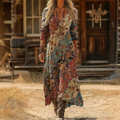 Apranga su etniniu vintažiniu raštu