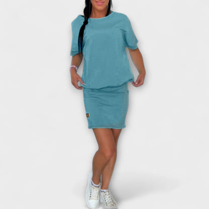 Lídia - Elegantiška Prigludusi Suknelė