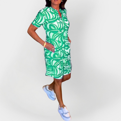 Minkštas Suknelė Su Raštu Ir Trumpomis Rankovėmis