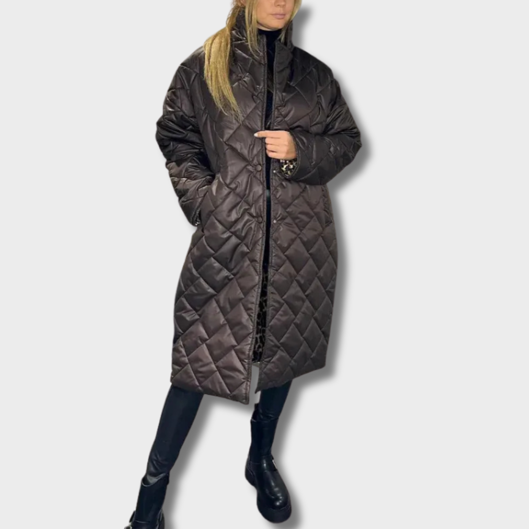 Greta™ – Prabangi Dvipusė Pūkų Striukė