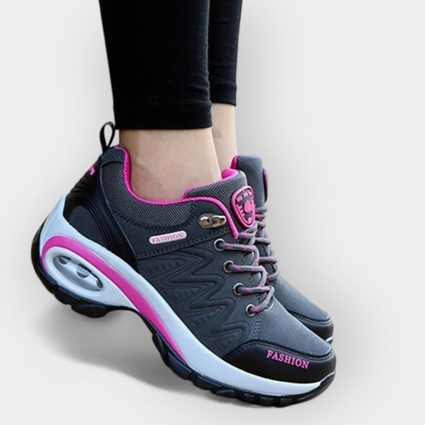 Batai Be Raištelių