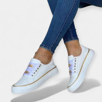 Elegantiški Bateliai Pasivaikščiojimui