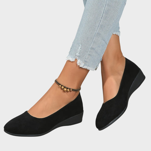 Éliane – Patogios balerinos su platforminiu kulnu