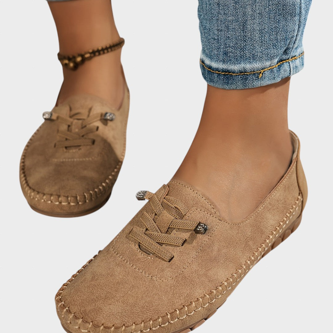 Orthelia – Lankstūs mokasinai, visiškai pritaikyti jautrioms pėdoms