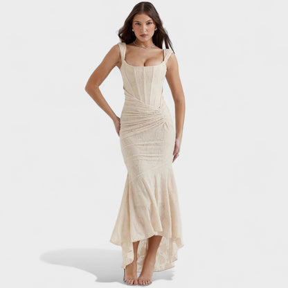 Eduarda - Romantiškos Silueto Suknelė