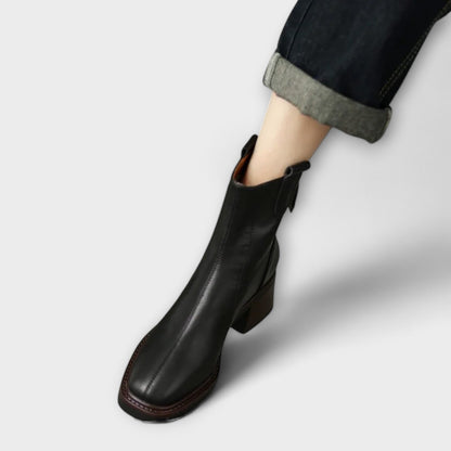 Astrida – Moteriški batai